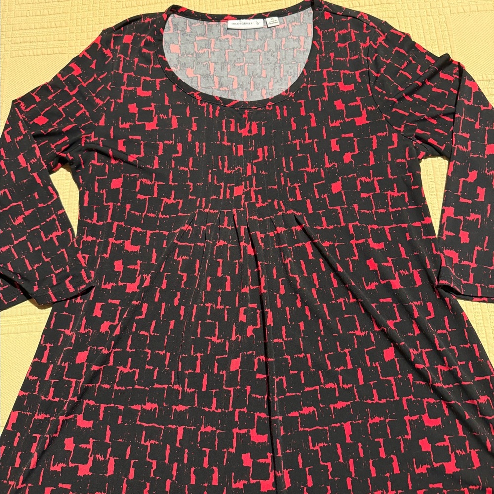 Susan Graver Liquid Knit 3/4 Sleeve Top Red Black Pattern Size XS EUC